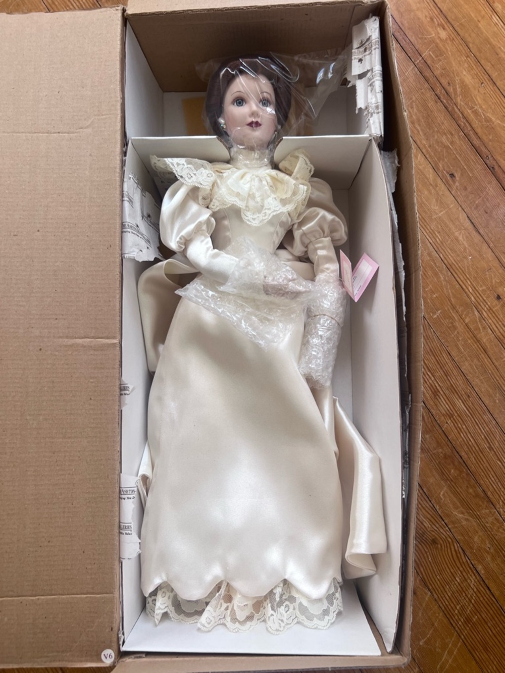 Ashton Drake NEW  collector doll BETTY “Til Death So Us Part”